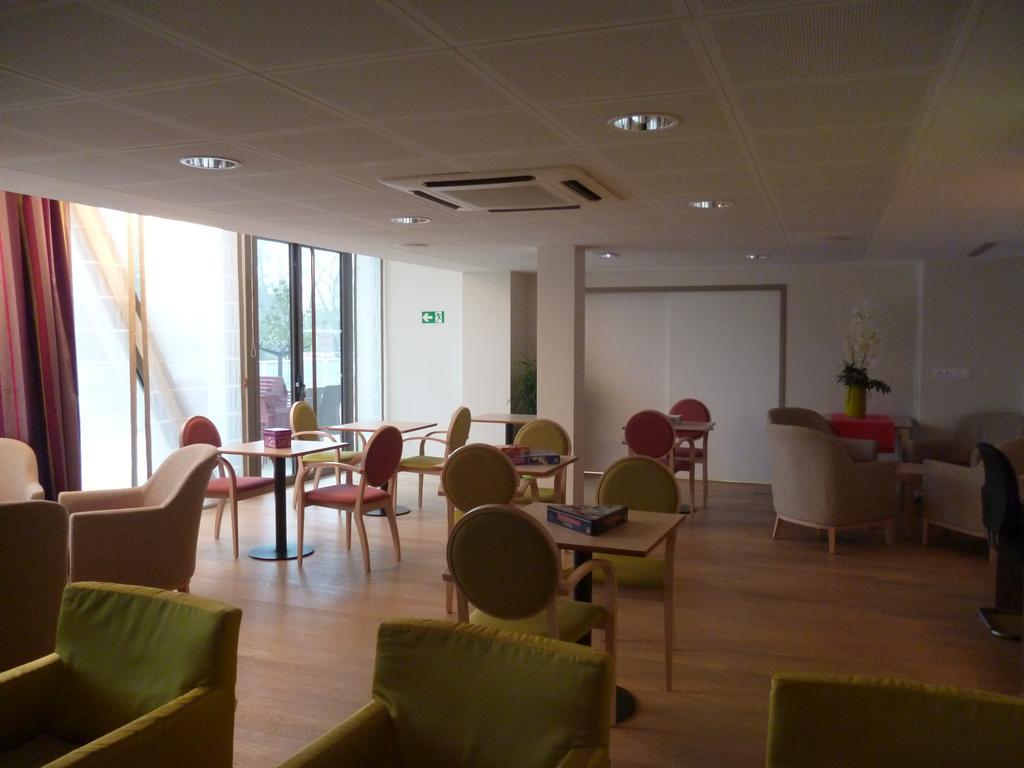 Domitys Le Jardin Des Trois Rois Aparthotel Romorantin-Lanthenay Exterior photo
