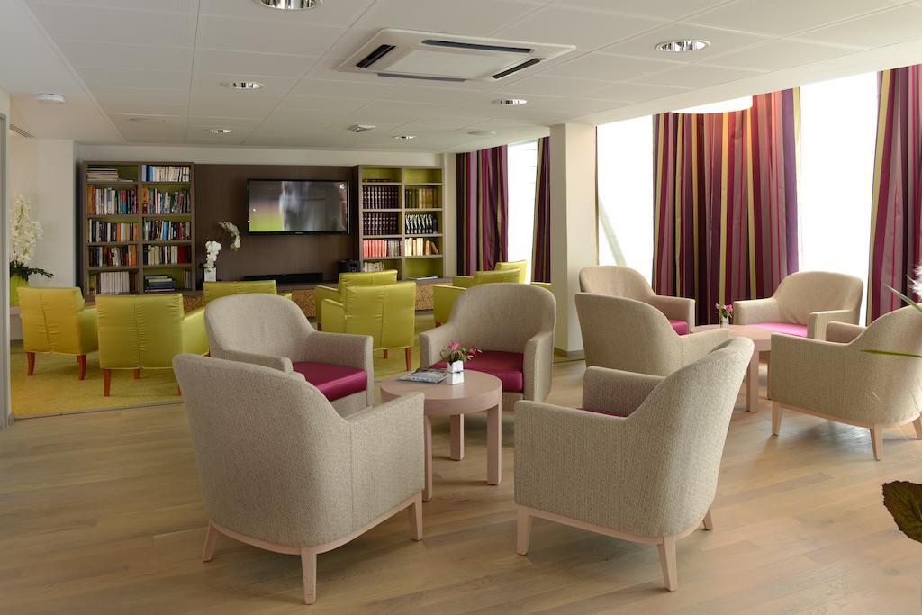 Domitys Le Jardin Des Trois Rois Aparthotel Romorantin-Lanthenay Exterior photo