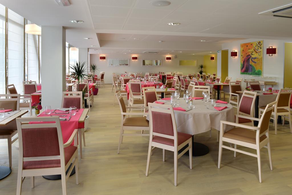 Domitys Le Jardin Des Trois Rois Aparthotel Romorantin-Lanthenay Exterior photo